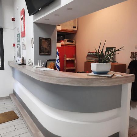 Superior Motel Хайфа Екстериор снимка