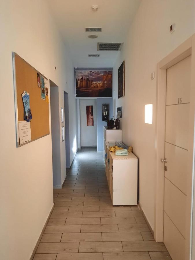 Superior Motel Хайфа Екстериор снимка