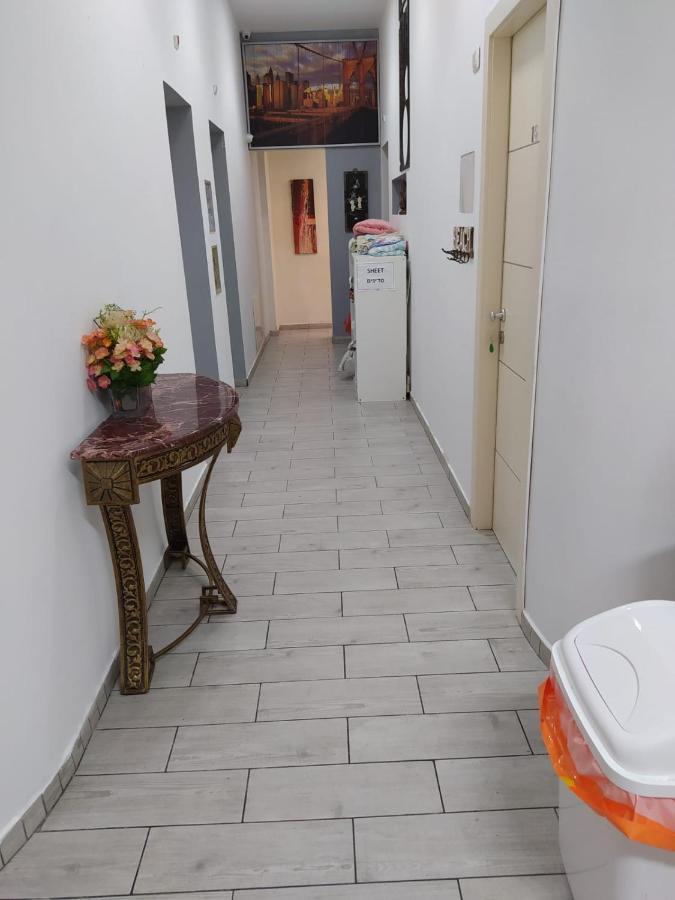 Superior Motel Хайфа Екстериор снимка